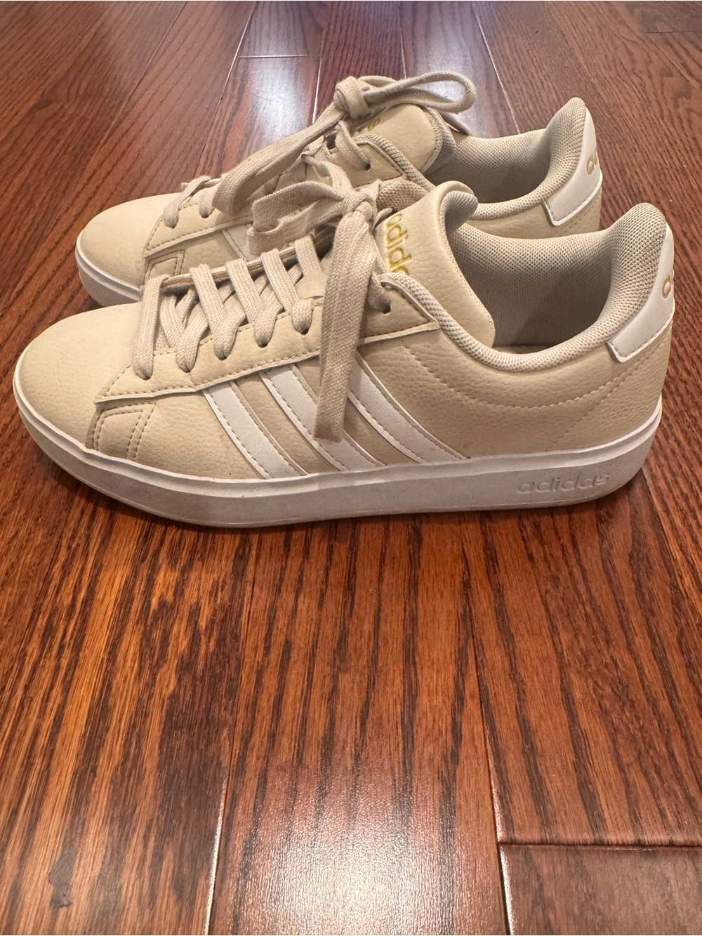 Adidas Women’s Cream Low-Top Sneakers